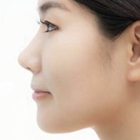 Eラインが整った女性のイメージ